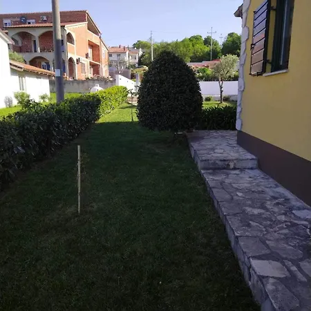 Aurora Villa Kastelir